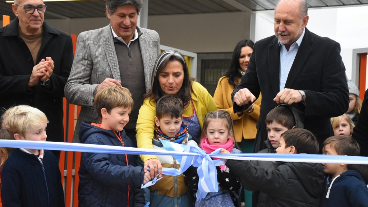 El Intendente inauguró un nuevo Jardín de Infantes junto al Gobernador